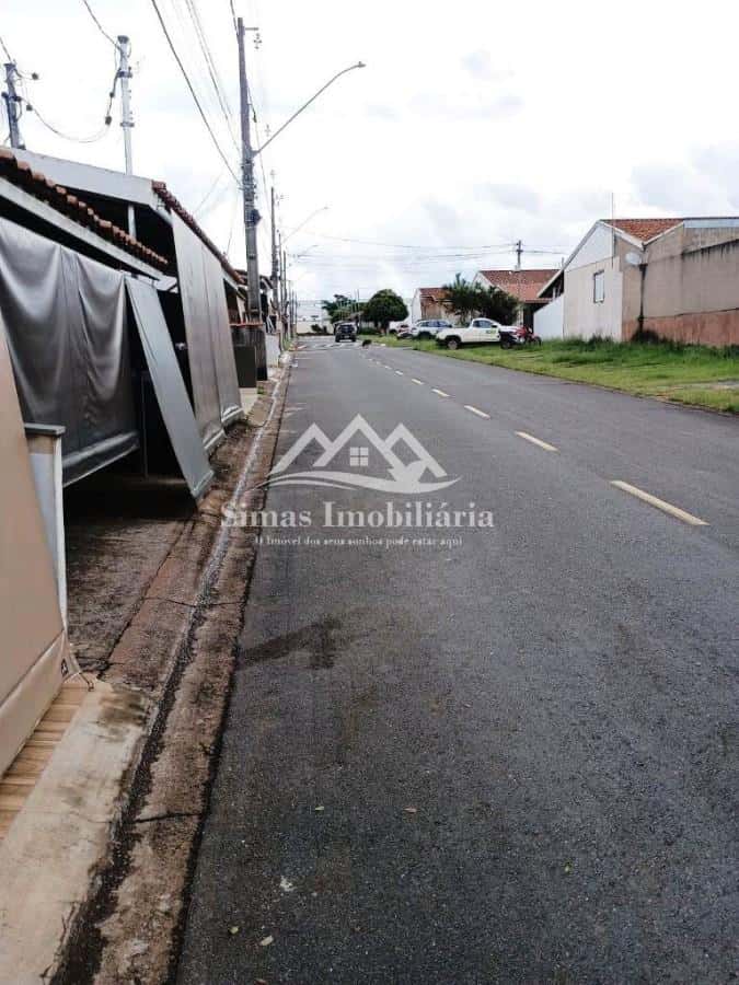 Casa para Venda, em Patos de Minas, bairro Bela Vista, 3 dormitórios, 2 banheiros, 1 suíte, 2 vagas