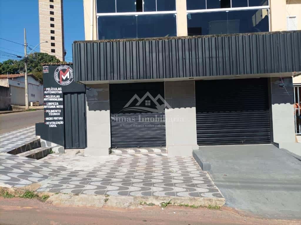 Loja para Locação, em Patos de Minas, bairro Antônio Caixeta, 1 banheiro