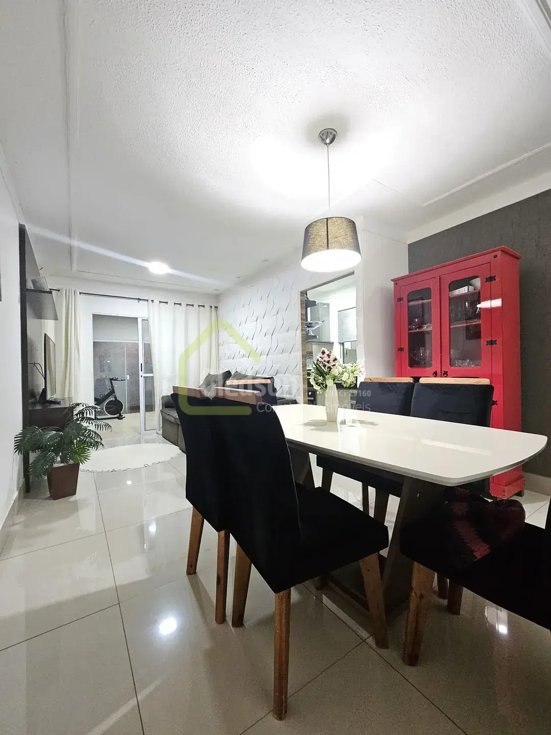 Casa térrea em condomínio fechado à venda | 3 Quartos (1 suíte) | Varanda c/ churrasqueira | Bela Vista – Patos de Minas | R$ 365.000,00