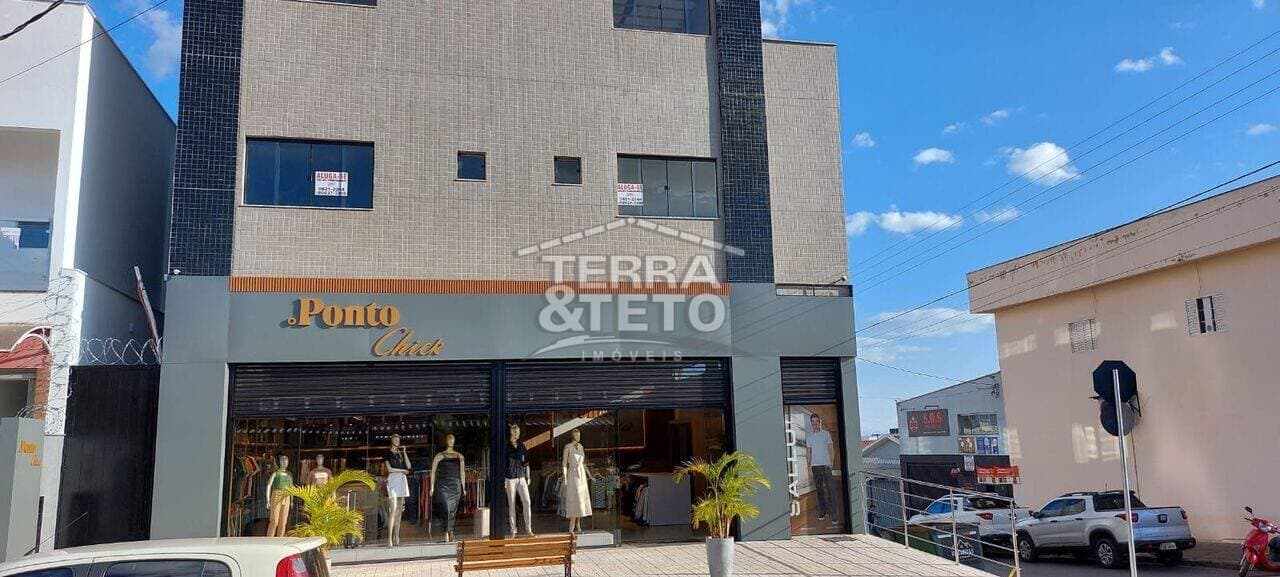 Sala Vila Garcia - Patos de Minas, aluguel por R$ 900/mês